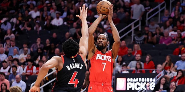 开云官网-轻轻松松拿下了全场最高分，杜兰特的表现直接影响了火箭的竞争力