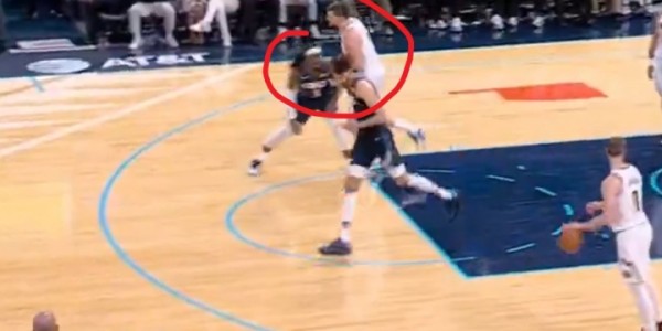 开云入口-多特谈恶犯约基奇：我不该那么做 那个动作是没有必要的