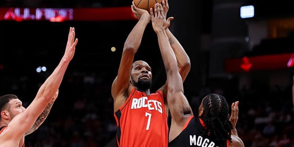 开云官网-轻轻松松拿下了全场最高分，杜兰特的表现直接影响了火箭的竞争力