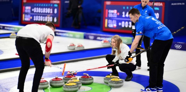开云入口-米兰冬奥赛事揭幕 冰壶混双率先开打