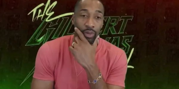 开云入口-阿里纳斯谈艾顿言论：他的顺位比东契奇靠前，所以有些自负